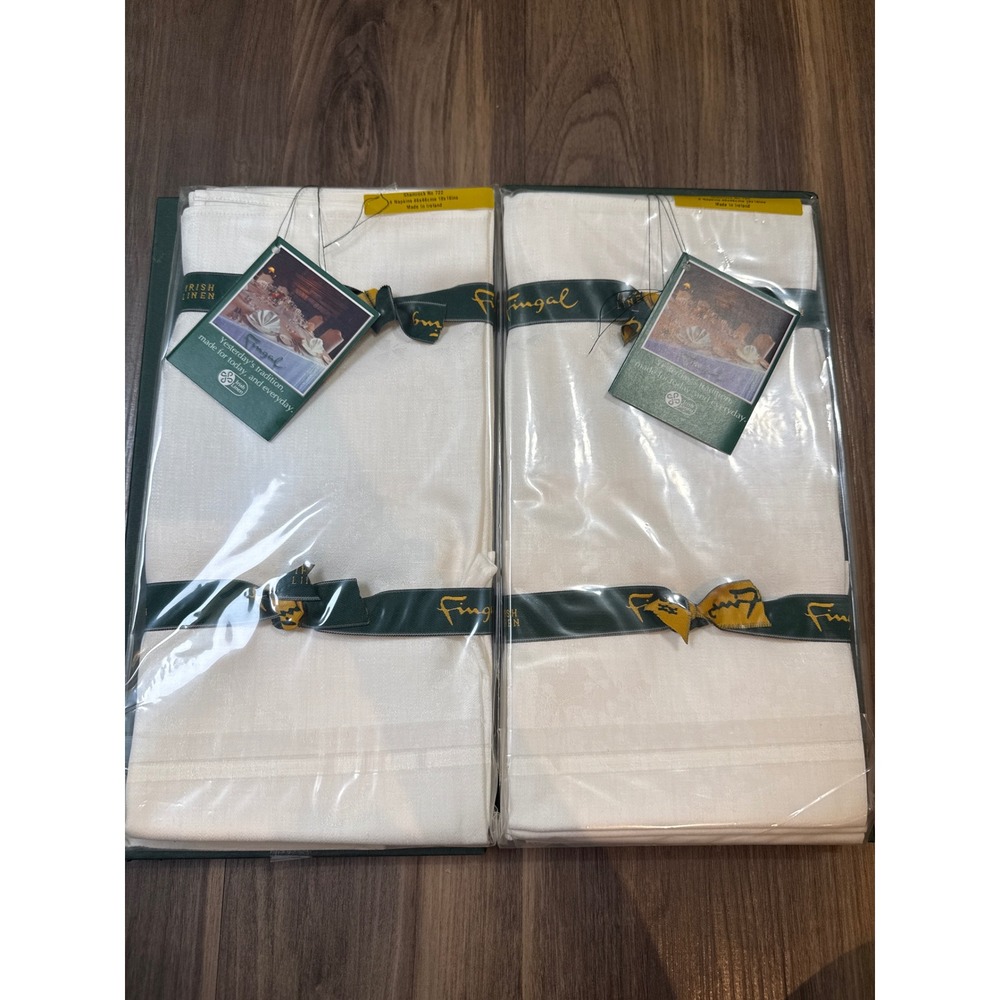 NIB 12 Fingal Irish Linen Napkins 18"  X 18" Shamrock #722 Made in Ireland
